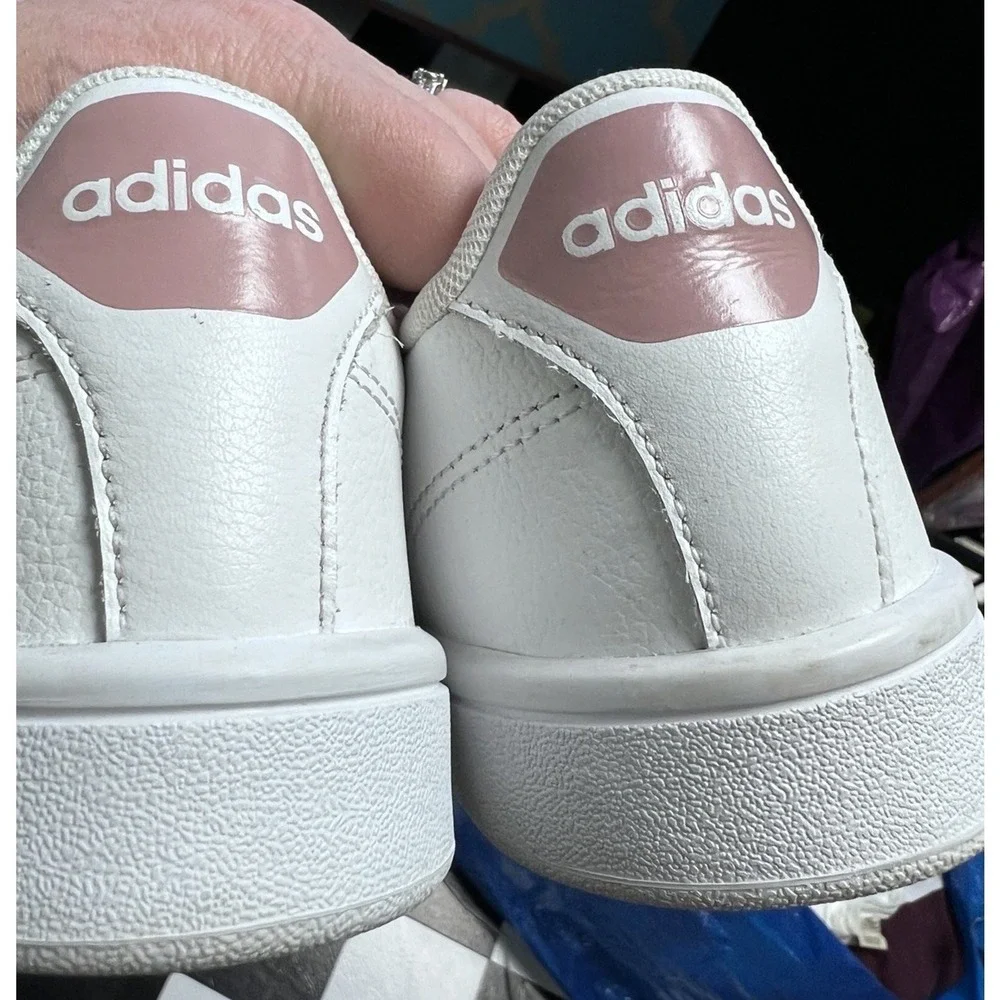 ADIDAS Cloudfoam Advantage Women White Pink 3 Stripe Shoe Sneakers 8M Comfy